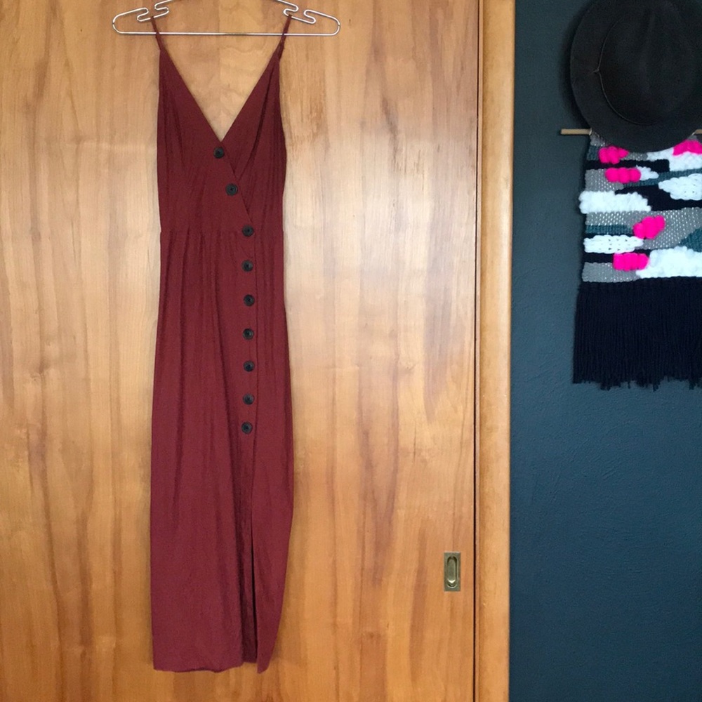 URBAN OUTFITTERS MIDI DRESS